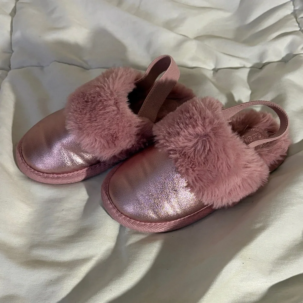 Cat & Jack Toddler Kids Lila Metallic Scoff Slippers in Pink